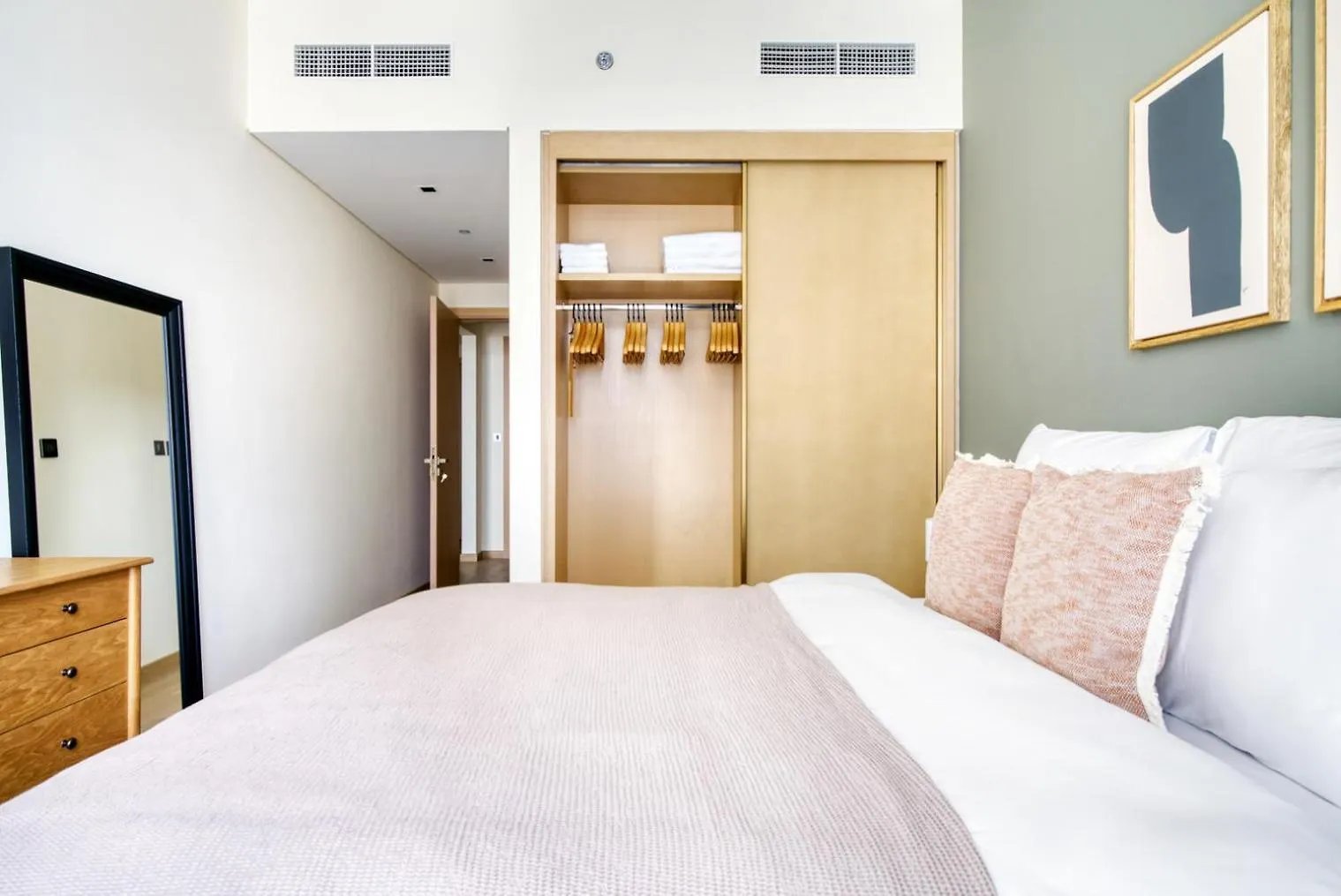 Blueground Rp Heights Pool Garage Dxb-795 Apartment Dubai 0*,  United Arab Emirates