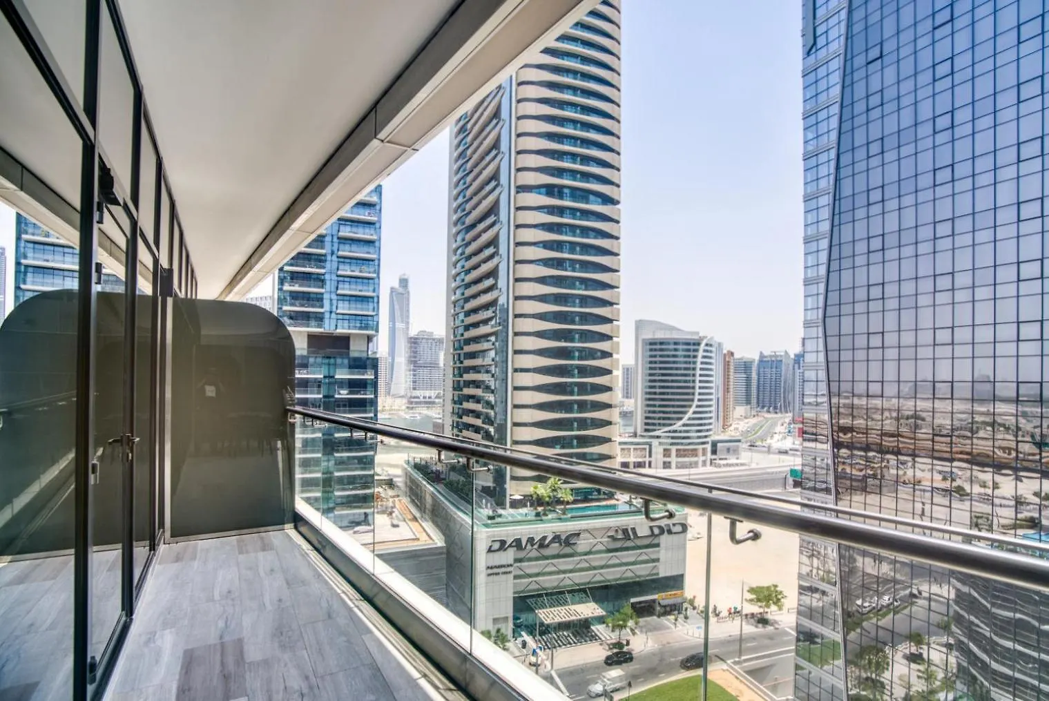 Blueground Rp Heights Pool Garage Dxb-795 Apartment Dubai